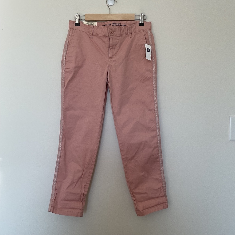 NWT Gap Girlfriend Khaki Pants Sz 0/25R Chalk Pink Stretch Metallic Side Stripe